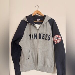 Vintage Yankees Gray and Black Men's Jacket